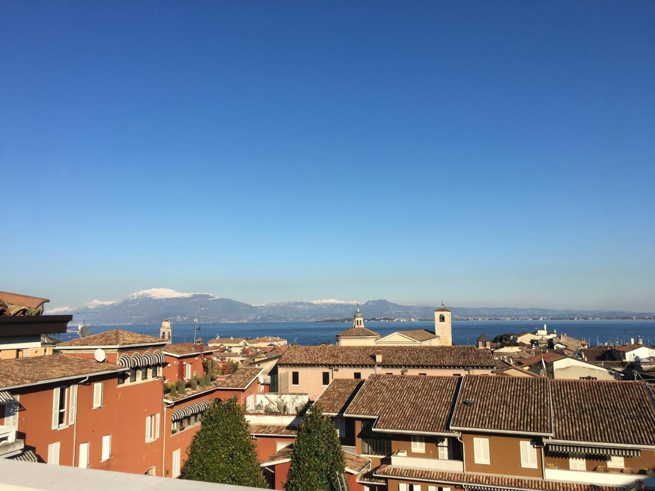 My Desenzano Exclusive Home デセンツァーノ・デル・ガルダ エクステリア 写真